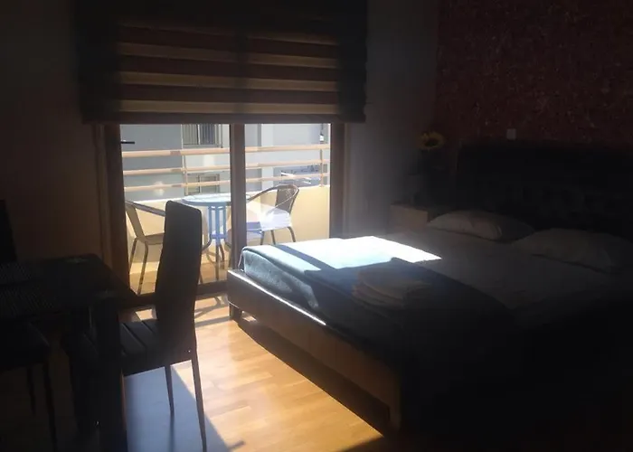 Les Palmiers Boutique & Luxury לרנקה