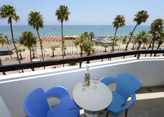 מלון Les Palmiers Boutique & Luxury