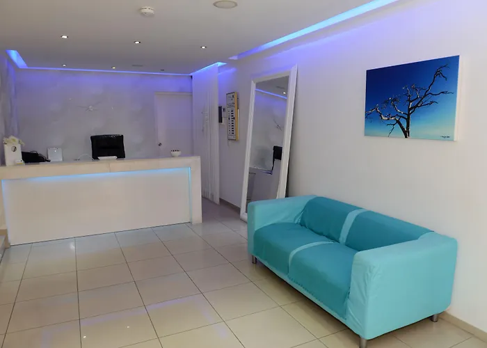 Les Palmiers Boutique & Luxury