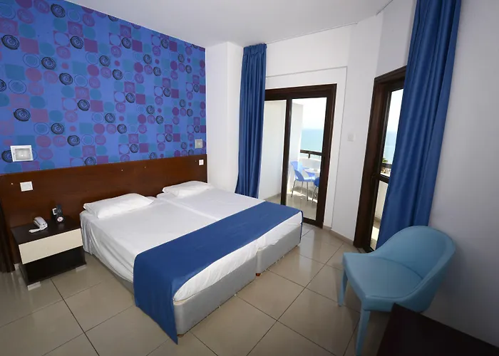 Les Palmiers Boutique & Luxury