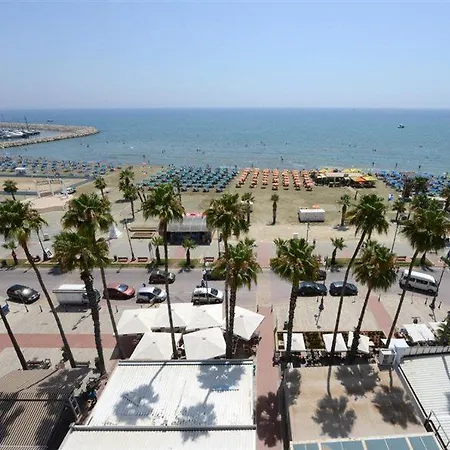 Hotel Les Palmiers Boutique & Luxury 2*