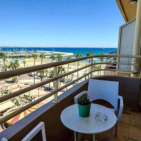 Les Palmiers Boutique & Luxury 2* Lárnaca