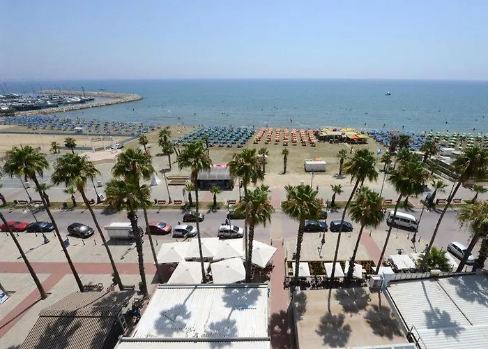 Hotel Les Palmiers Boutique & Luxury 2*