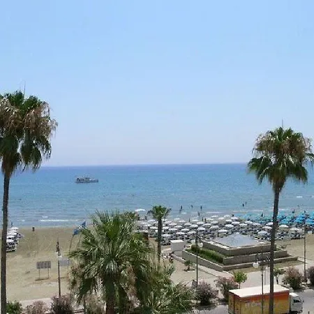 Hotel Les Palmiers Boutique & Luxury 2*