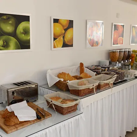 Les Palmiers Boutique & Luxury